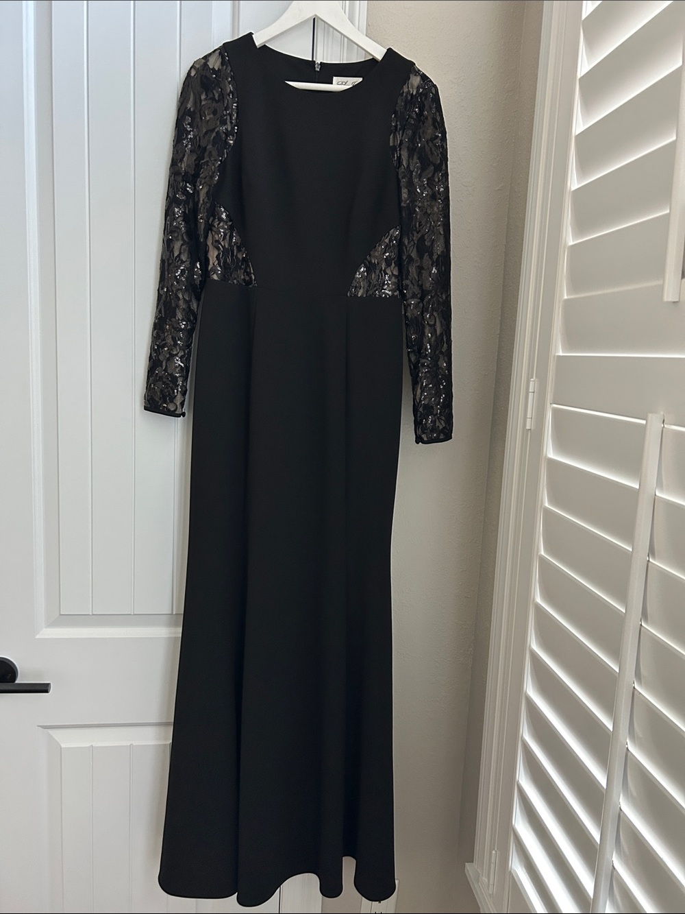 Eliza J Black Formal Gown NWT Sz 8 Lace Sequin Long Sleeves Quiet Luxury